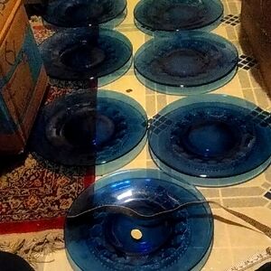 Indiana tiara cobalt blue 8 piece  dinner 10.5 plates never been used.